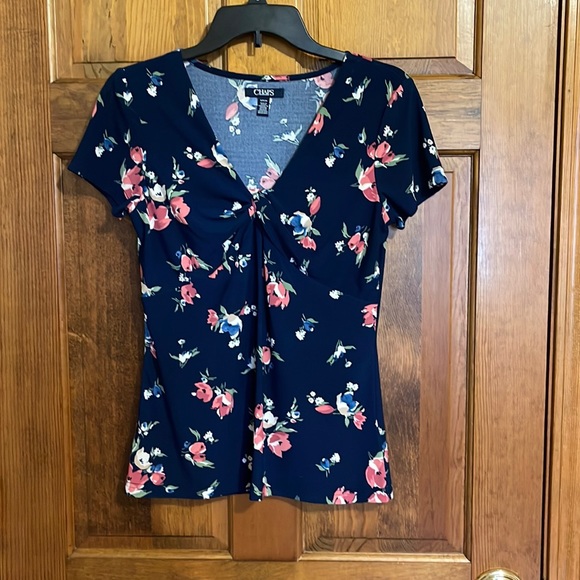 Chaps Tops - Chaps classic navy and flowers shirt with cap‎ sleeves.